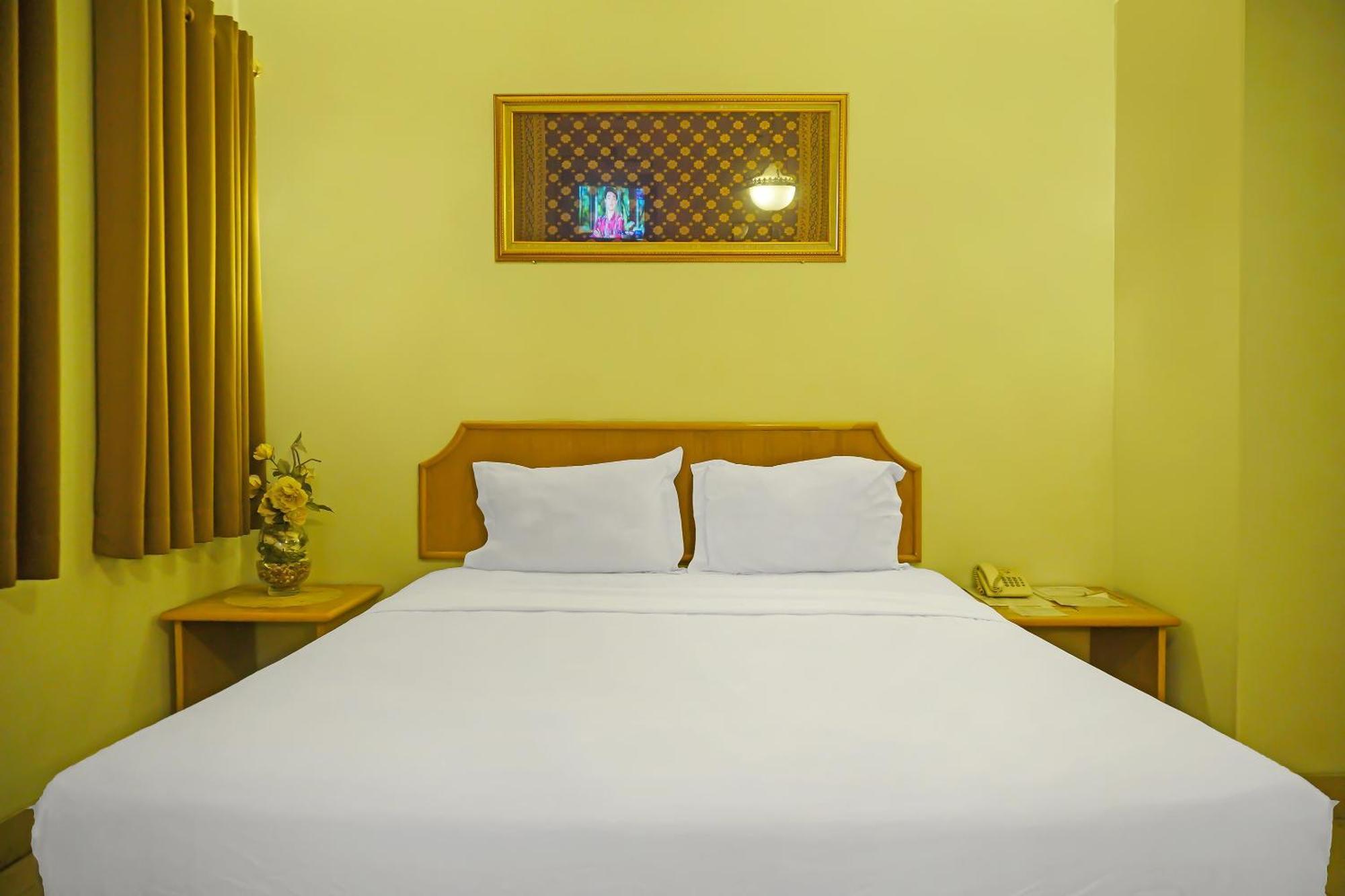 Super Oyo Collection O 92690 Hotel Limas Palembang Zewnętrze zdjęcie