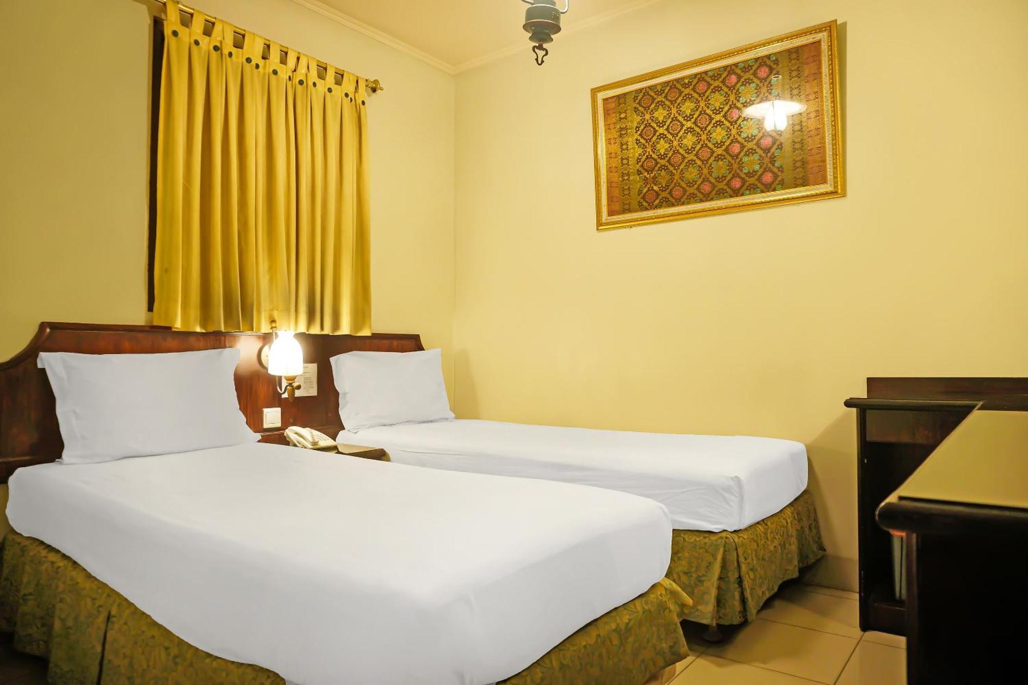Super Oyo Collection O 92690 Hotel Limas Palembang Zewnętrze zdjęcie
