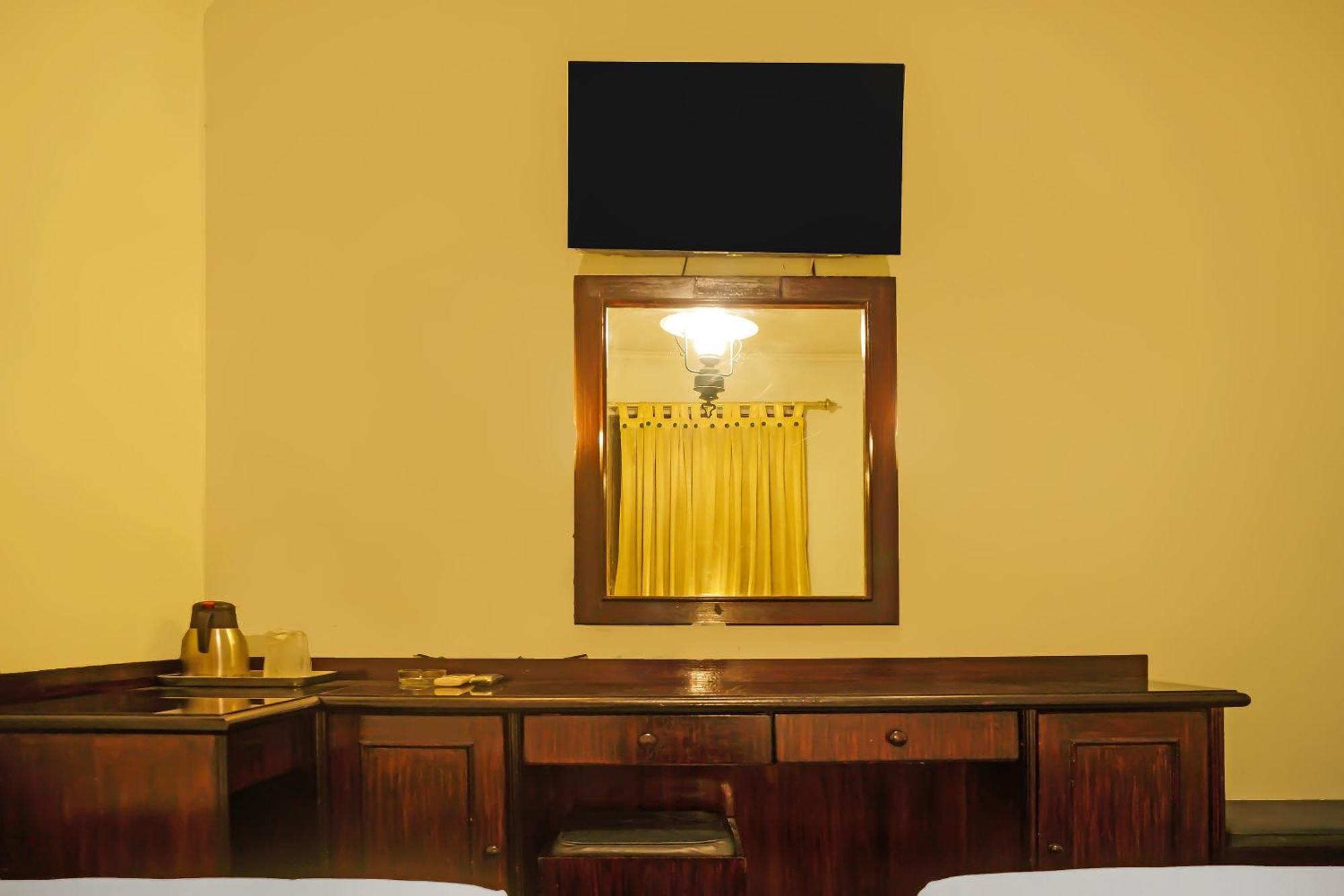 Super Oyo Collection O 92690 Hotel Limas Palembang Zewnętrze zdjęcie